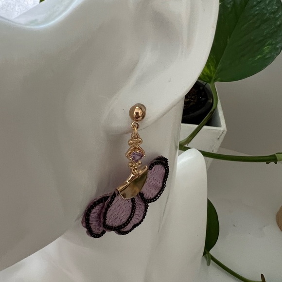 Elegant Flirty Flower-Inspired Dangle Earrings - Fabric Dangle Earrings - Picture 3 of 6